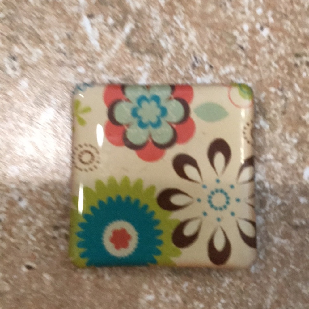 Meet your Posher, Leah